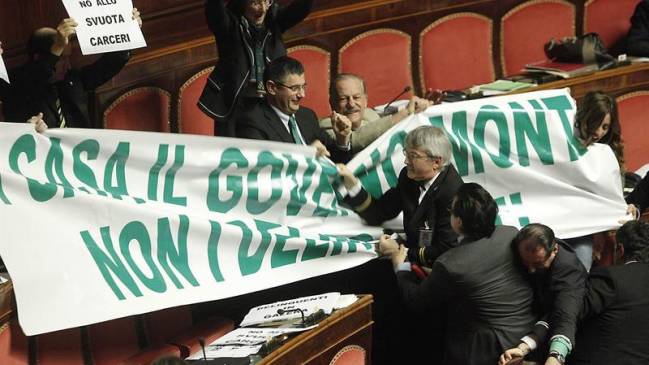 Presidente italiano disolvió el parlamento y elecciones ya tienen fecha