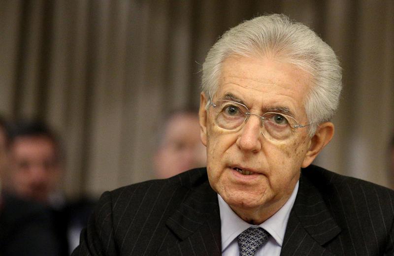 Monti rechazó llamado de Berlusconi a liderar coalición de centroderecha en Italia