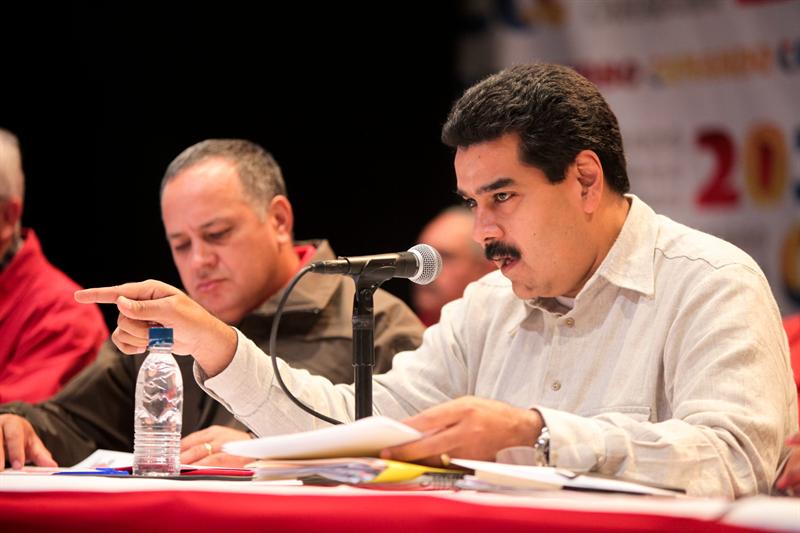 Maduro dijo que Chávez camina, hace ejercicios y le dio órdenes por teléfono