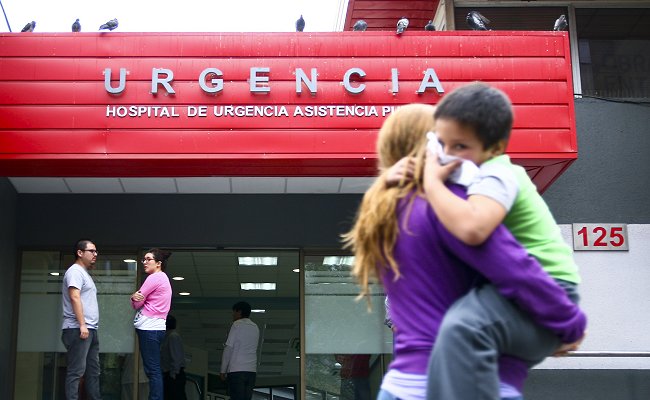 Funcionarios de la ex Posta Central se movilizan contra 