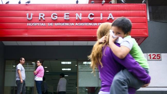 Funcionarios de la ex Posta Central se movilizan contra 