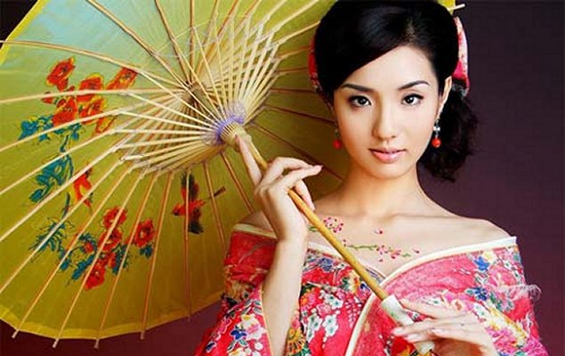 Mujeres chinas prefieren a hombres 10 años mayores