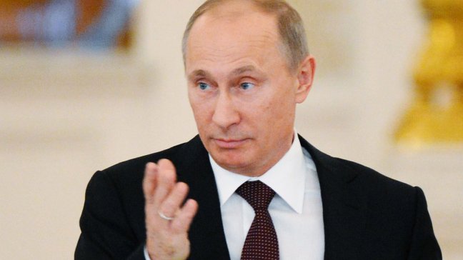 Putin promulgó ley que prohíbe adopciones de niños rusos a familias de EEUU