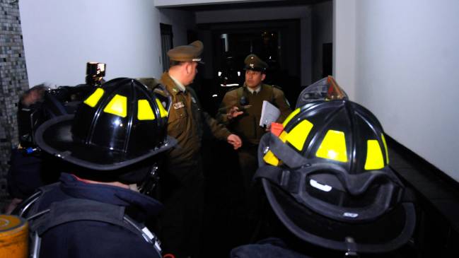 Tres heridos dejó explosión en Intendencia de Los Lagos