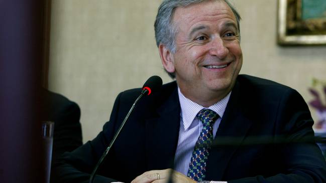 Ministro de Hacienda: Tenemos que recurrir a proyectos termoeléctricos e hidroeléctricos