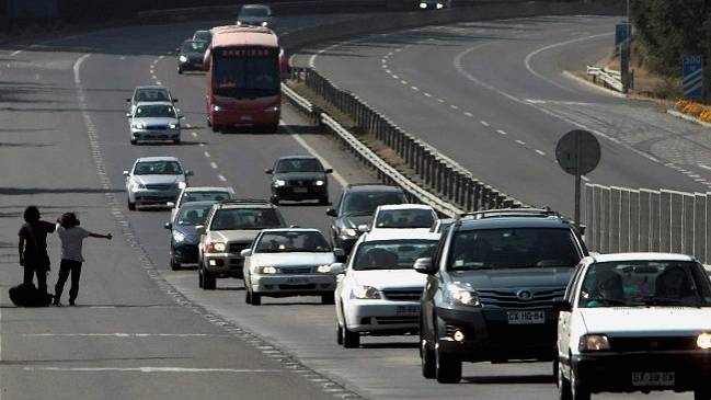 Autopistas no prevén colapsos durante el fin de semana de Año Nuevo