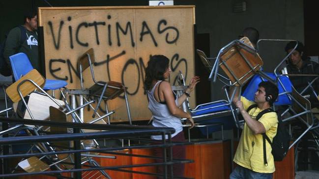 Alumnos de la Universidad del Mar: 