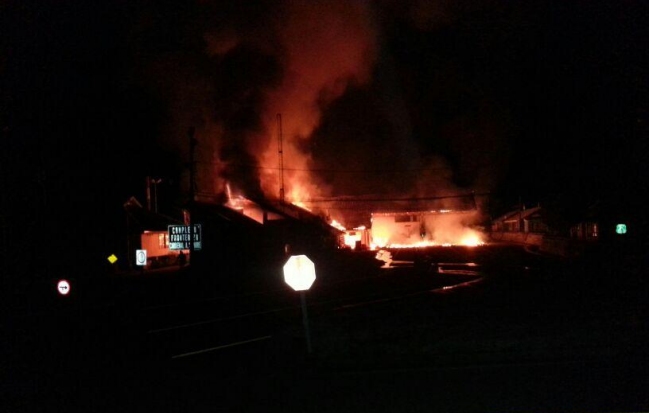 Incendio destruyó edificio central del paso Cardenal Samoré