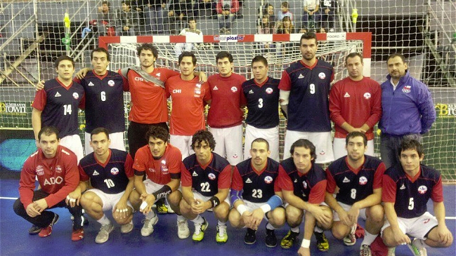 Selección de balonmano emprendió viaje rumbo al Mundial de España