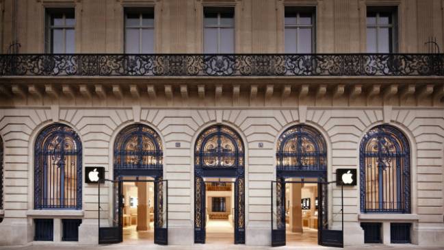 Enmascarados robaron un millón de euros desde tienda de Apple en París