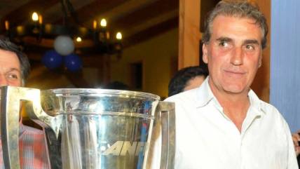 Pellicer golpeó la mesa ante insistencia por fichar a jugadores de Huachipato