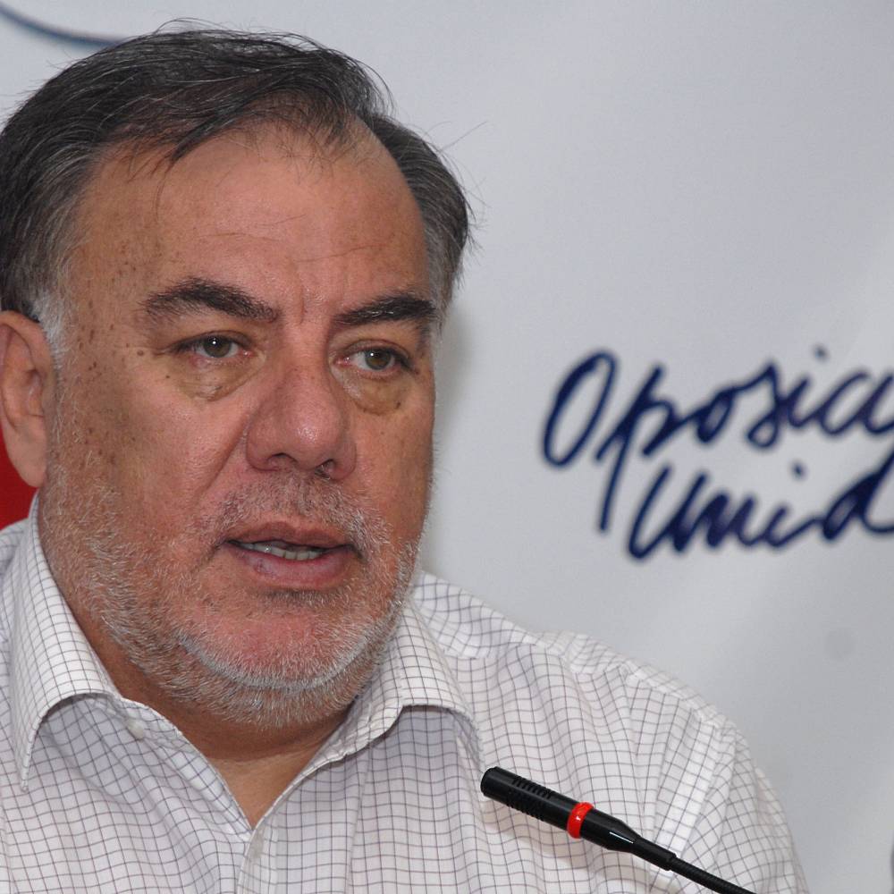 Andrade: Bachelet es la solución a este mal paréntesis de un Gobierno de derecha