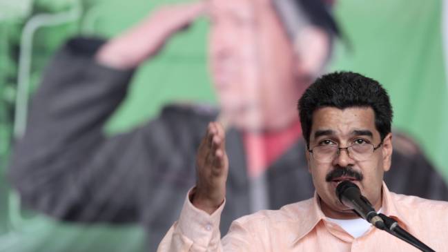 Venezuela piensa en sucesión de Chávez a seis días de su juramento