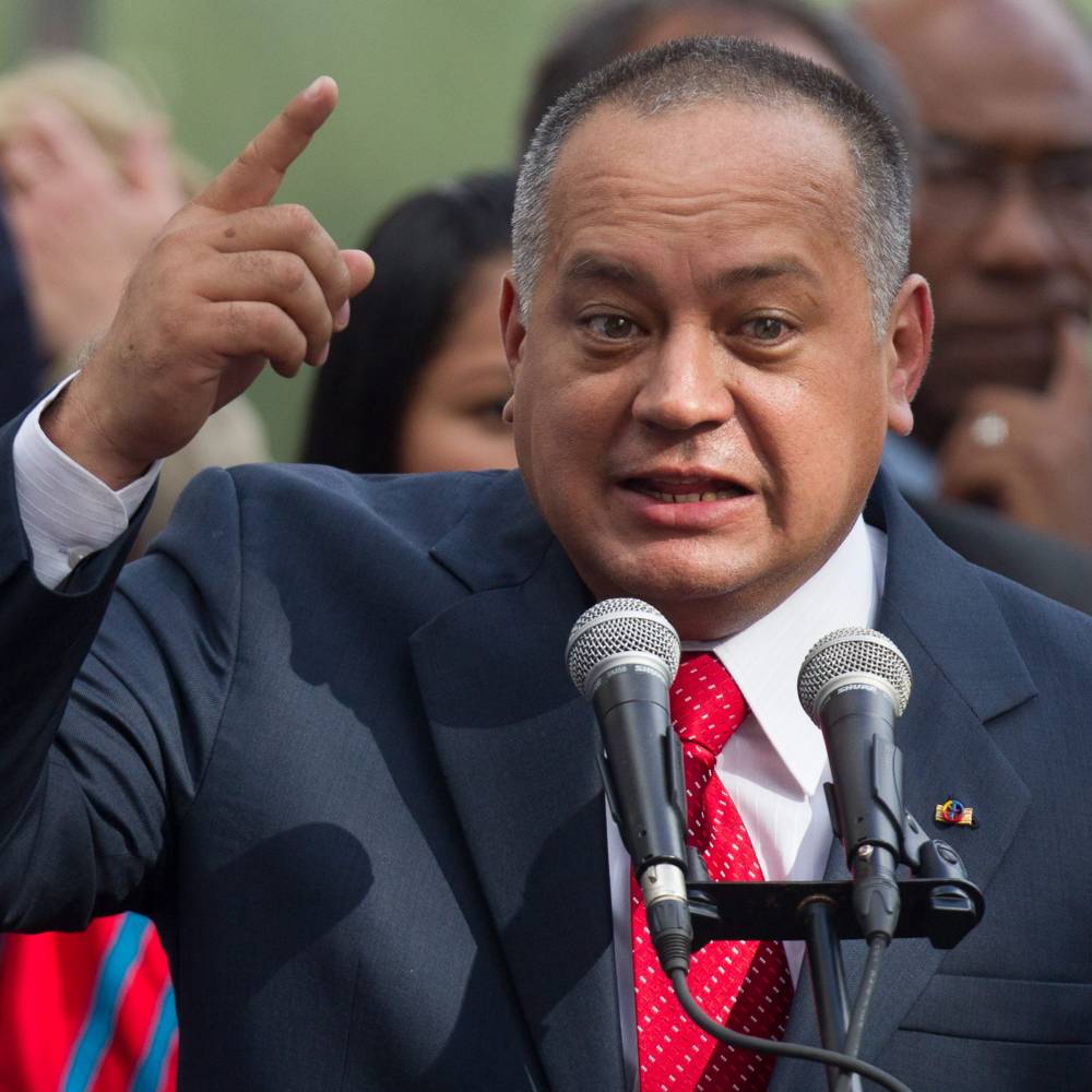Diosdado Cabello: Chávez seguirá siendo presidente 