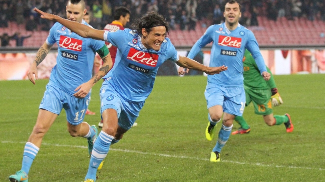 Napoli goleó a Roma en el cierre de la jornada en la Serie A