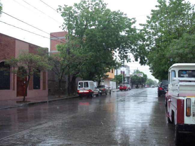 Un bebé y un adulto mayor murieron por intensas lluvias en el Líbano