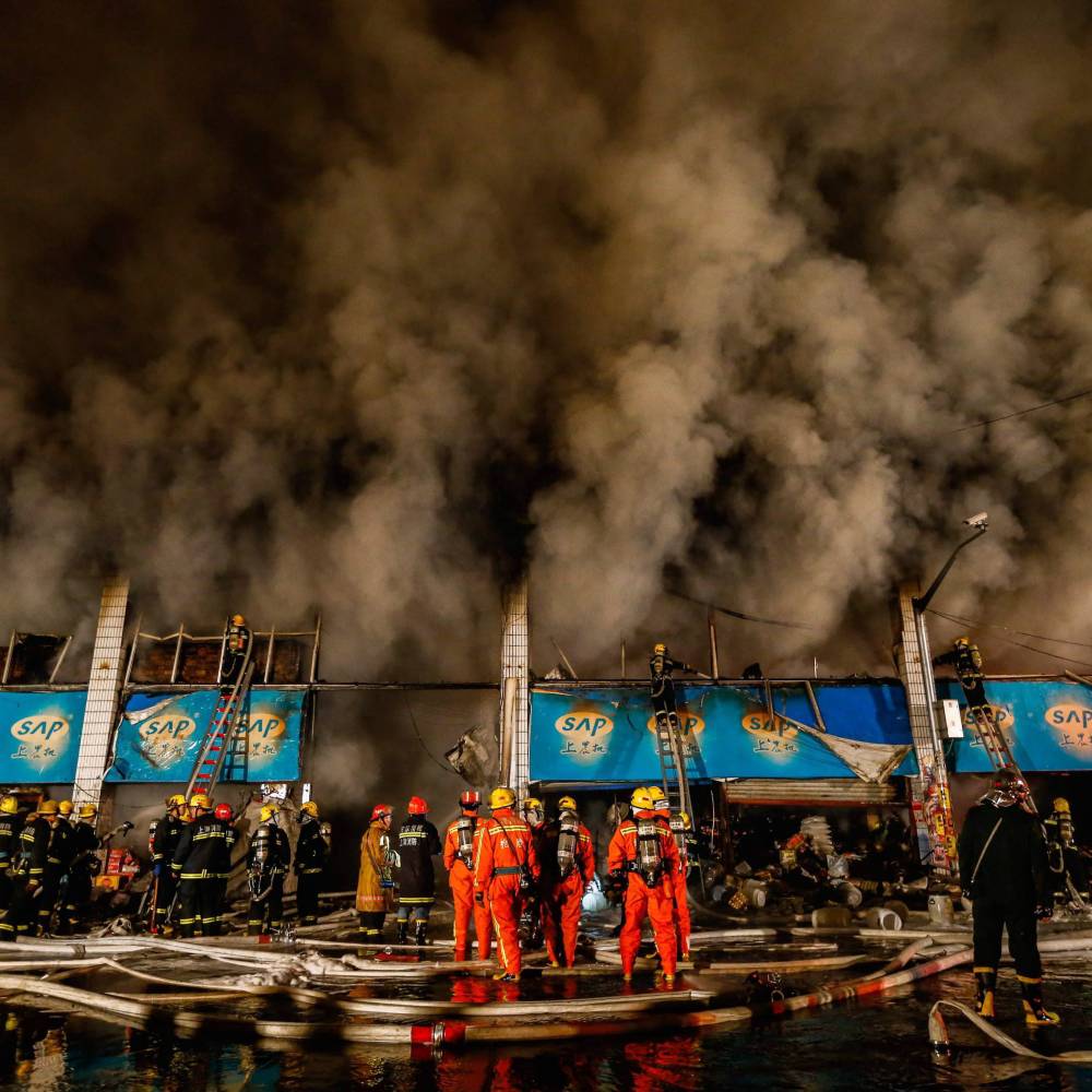 El incendio de un mercado causó cinco muertos y 12 heridos en China