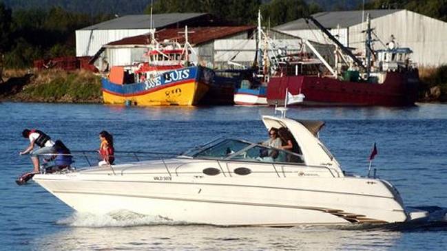 Una mujer falleció tras volcamiento de lancha en Valdivia