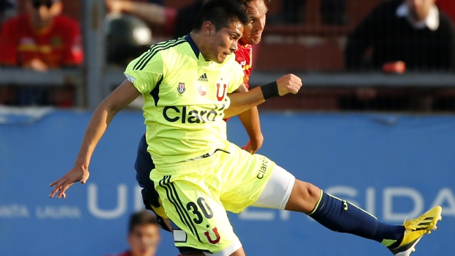 La U hace su estreno en el año en triangular ante Barnechea y U. César Vallejo