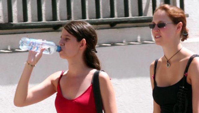 ISP: 43 por ciento de jugos y bebidas no rotulan que son 