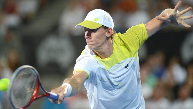 El joven Bernard Tomic celebró su primer título en Sydney