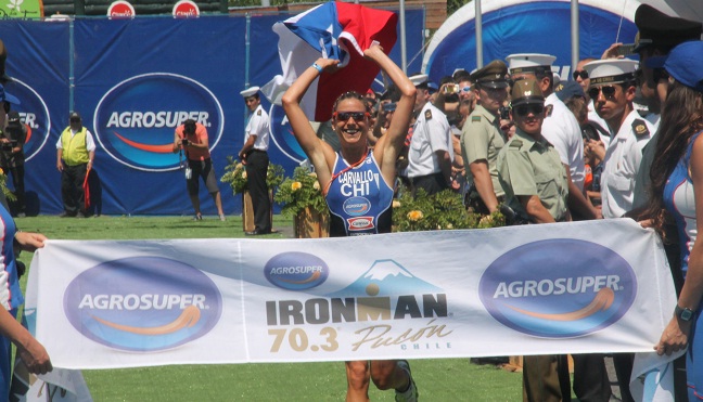 Valentina Carvallo se convirtió en la primera chilena en ganar el Ironman de Pucón