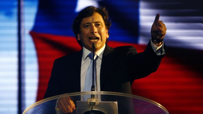 Golborne aseguró que recién debatirá en marzo 