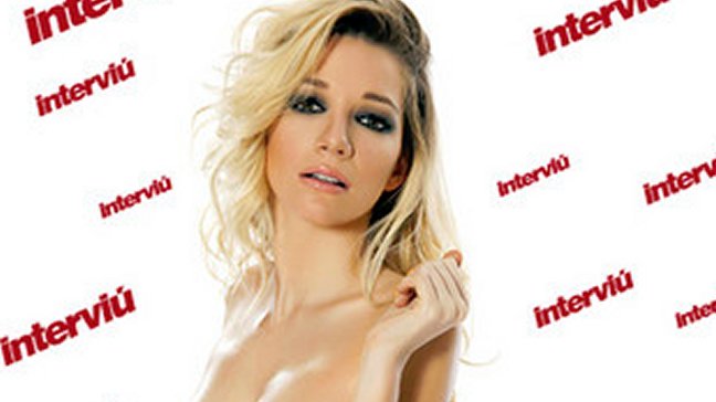 Micaela Breque, la novia de Andrés Calamaro, se desnudó para revista Interviú