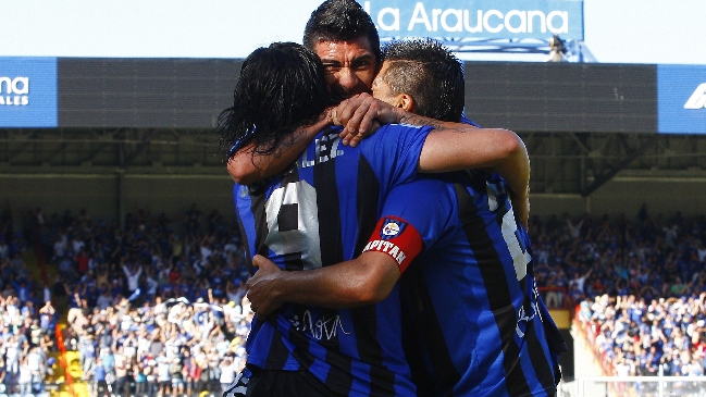 Huachipato recibe a Colo Colo por la Copa de Campeones