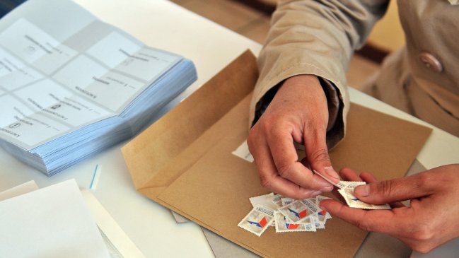 Apoyo al voto voluntario cayó 20 puntos tras las elecciones municipales