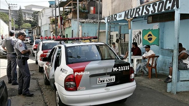 Equipo de televisión brasileña sufrió asalto mientras grababa nota sobre robos
