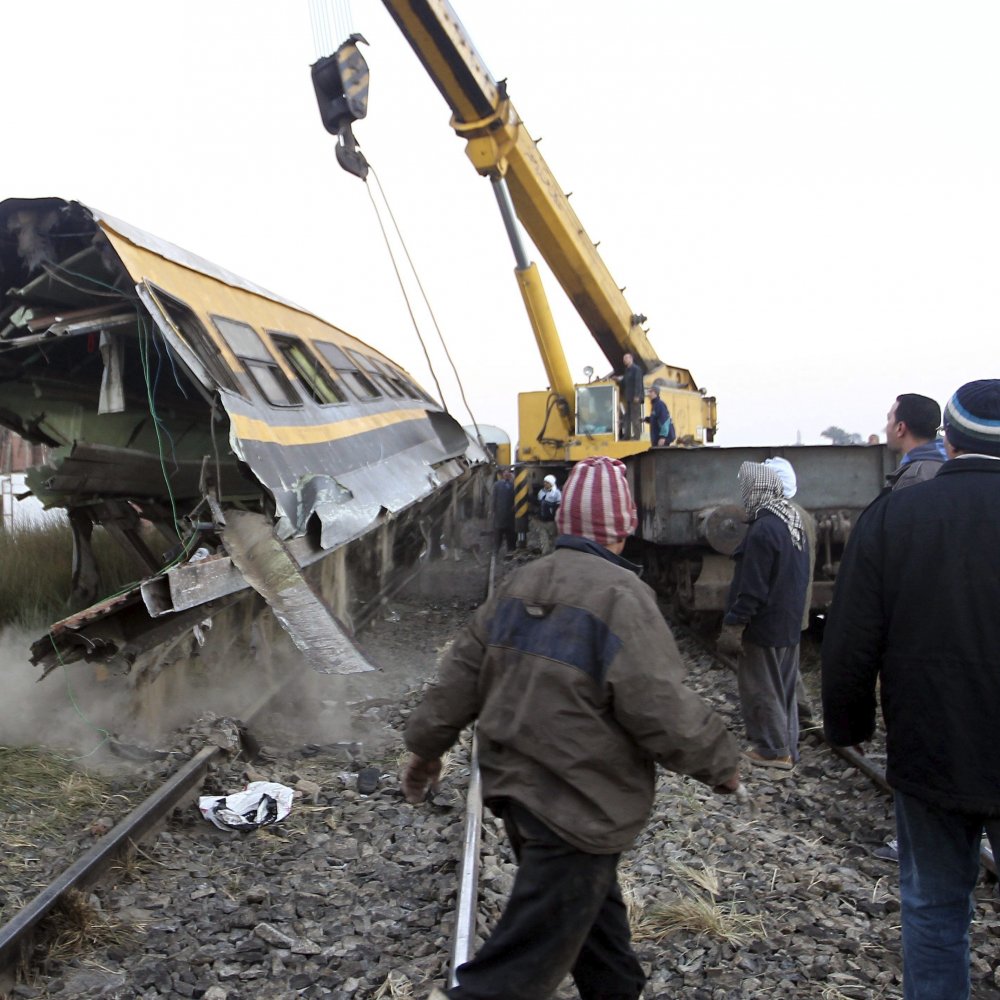 Accidente de tren dejó 19 muertos y 107 heridos en Egipto