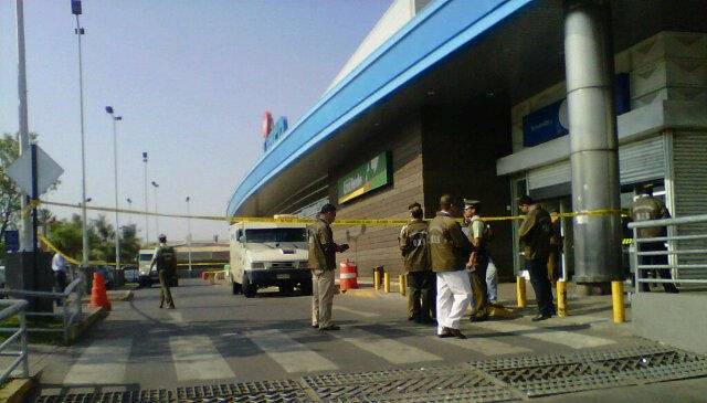 Tres personas resultaron heridas en asalto a camión de valores