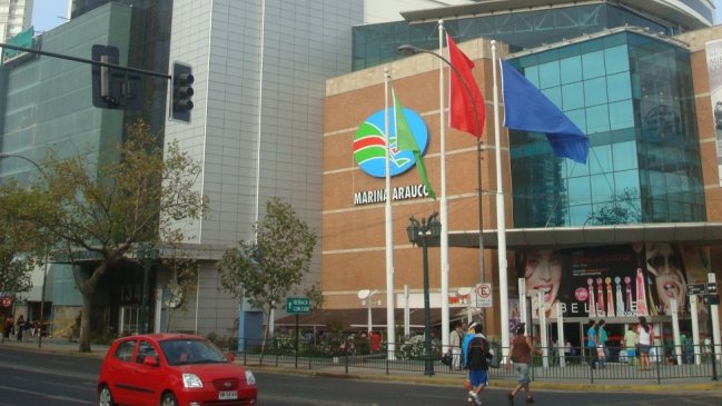 Cuatro personas asaltaron joyería en mall de Viña del Mar