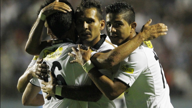 Huachipato hace su estreno en el 2013 ante Colo Colo