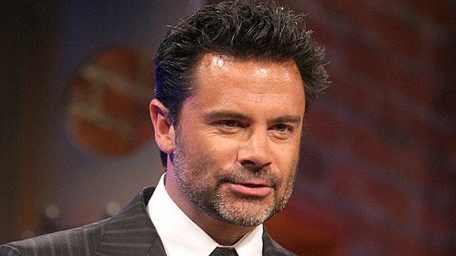 Periodista que escribe biografía de Camiroaga: Me parece un personaje fabuloso