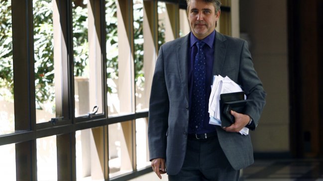 Rossi: Es ilegal el vínculo entre isapres y clínicas privadas