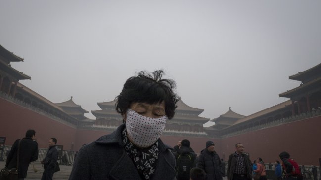Fuerte contaminación obligó a cancelar vuelos en el aeropuerto de Pekín