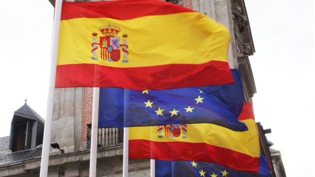 Economía española cayó el 1,3 por ciento en 2012