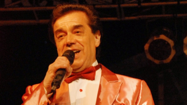 Ministro Cruz-Coke reconoció a la Sonora Palacios con el Sello Cultura