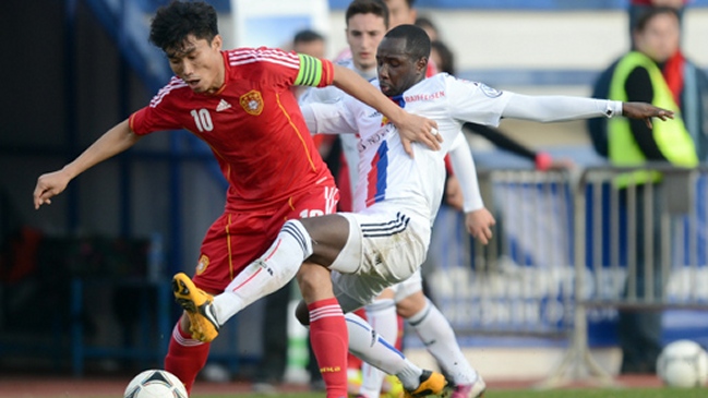 Marcelo Díaz anotó en triunfo de Basilea sobre la selección de China