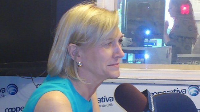 Evelyn Matthei: Hacen ruido las protestas de la UDI contra Cuba