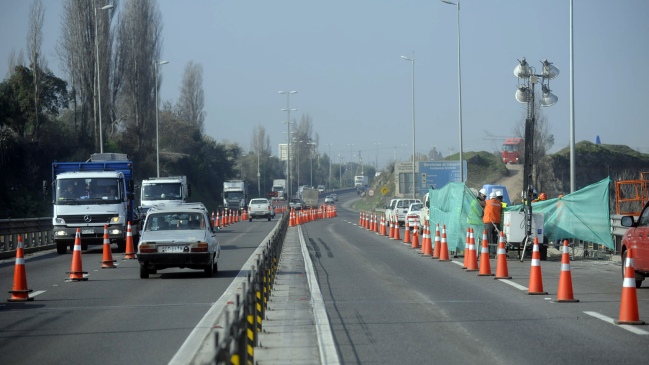 Autopista del Maipo informó cortes de tránsito por mantención del Puente Maipo