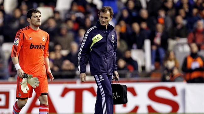 Iker Casillas recibió el alta médica tras ser operado de su mano izquierda