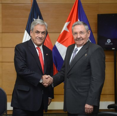 [Fotos] La reunión bilateral del Presidente Piñera con Raúl Castro