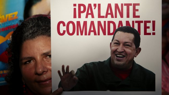 Ministro Villegas: Chávez enfrenta con fortaleza física y espiritual su tratamiento