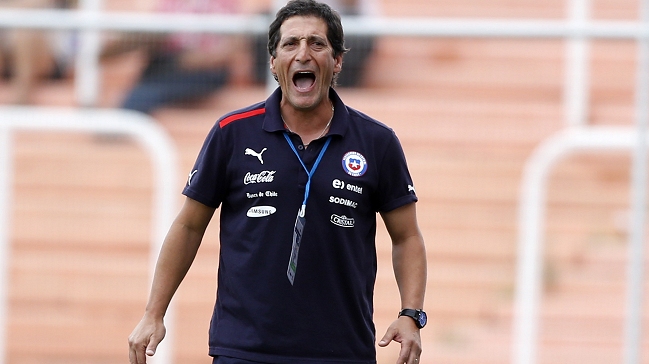 Mario Salas quedó suspendido para el partido sub 20 ante Colombia