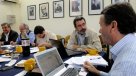 Oposición analiza debates con las organizaciones sociales para primarias