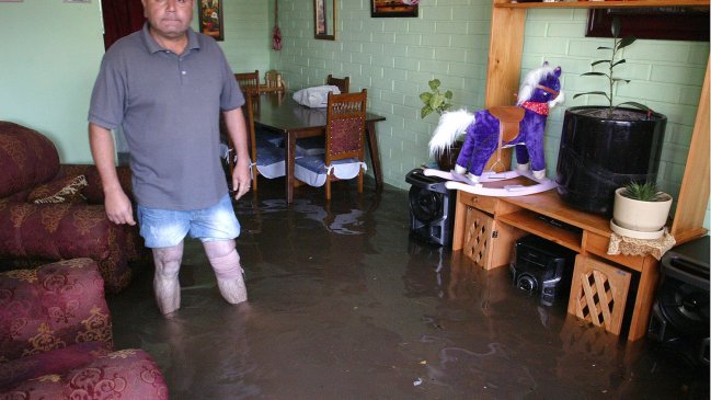 Aguas Andinas e inundación: Nos haremos responsables de la devolución de sus bienes