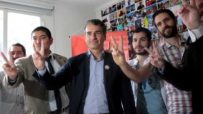 Comando de Velasco descartó que se reste de la primaria